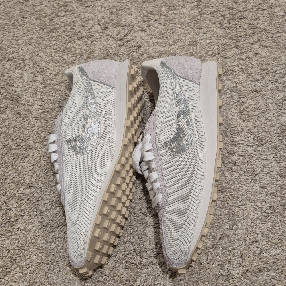 Nike Women's White and Gray Waffle Trainer Sneakers with Pink Accents - Picture 5 of 5